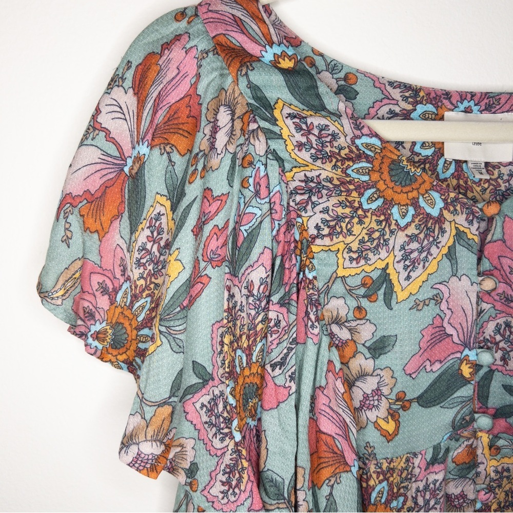 Haute Hippie Tribe Karen Floral Printed Flutter-Sleeve Blouse - Picture 4 of 9